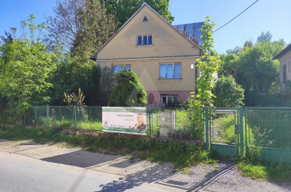 Rodinný dom v pôvodnom stave / 865 m2 / - Rajecké Teplice
